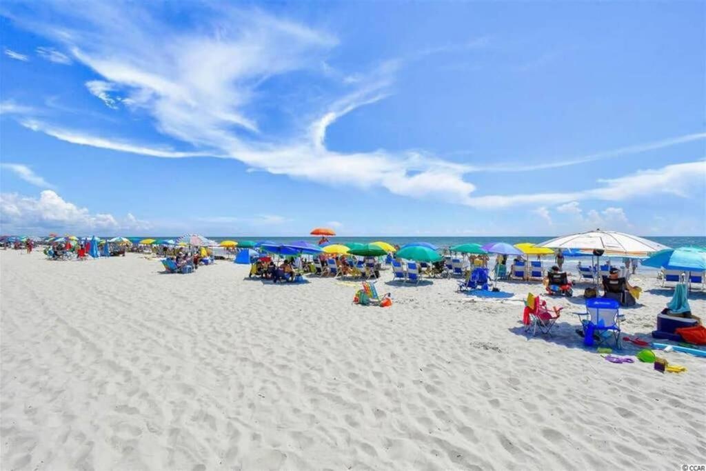 *Renovated Oceanfront Condo*Queen Beds*Pools*Hot Tubs*More*P220 Myrtle Beach Exterior foto
